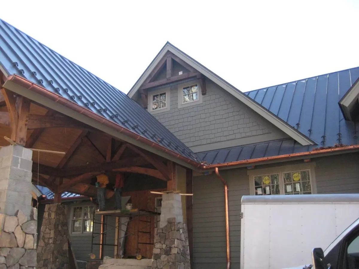 Craftsman Roofing team delivering quality roofing work in Mcdonough